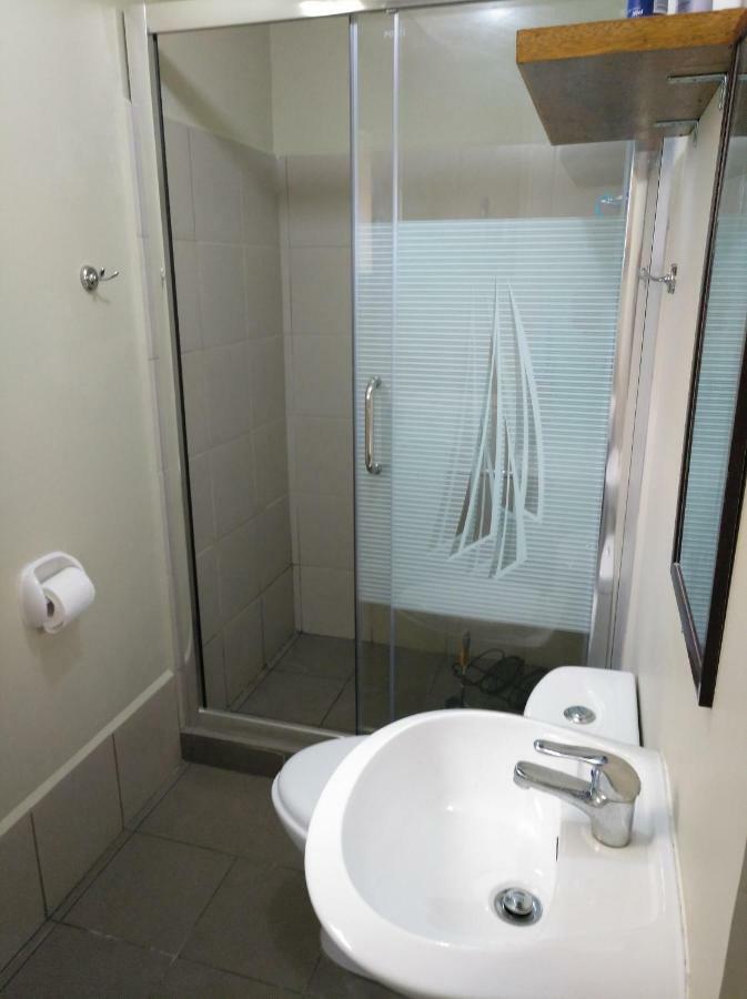 2br Avida Tower Near Naia Airport Apartment *